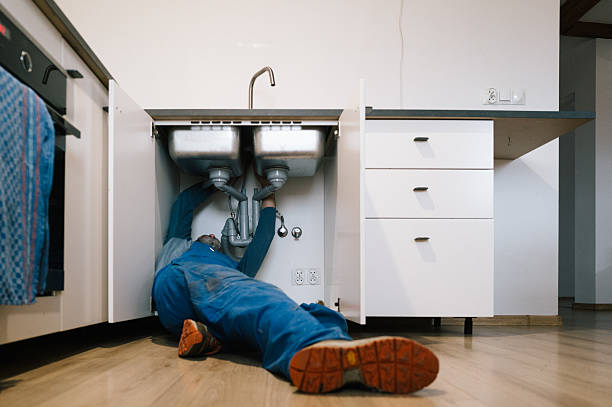Professional Plumbing technician working in Weston, MO